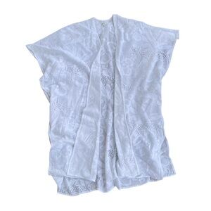 Aerie Women’s White Open Front Floral Knit Kimono